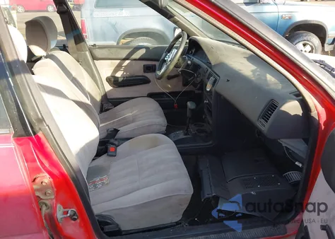 1990 Geo Prizm Lsi из США, поврежденный, VIN 1Y1SK7164LZ043122